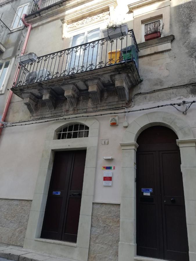 Casa Dell'Aquila Barocca Apartment Ragusa Exterior photo
